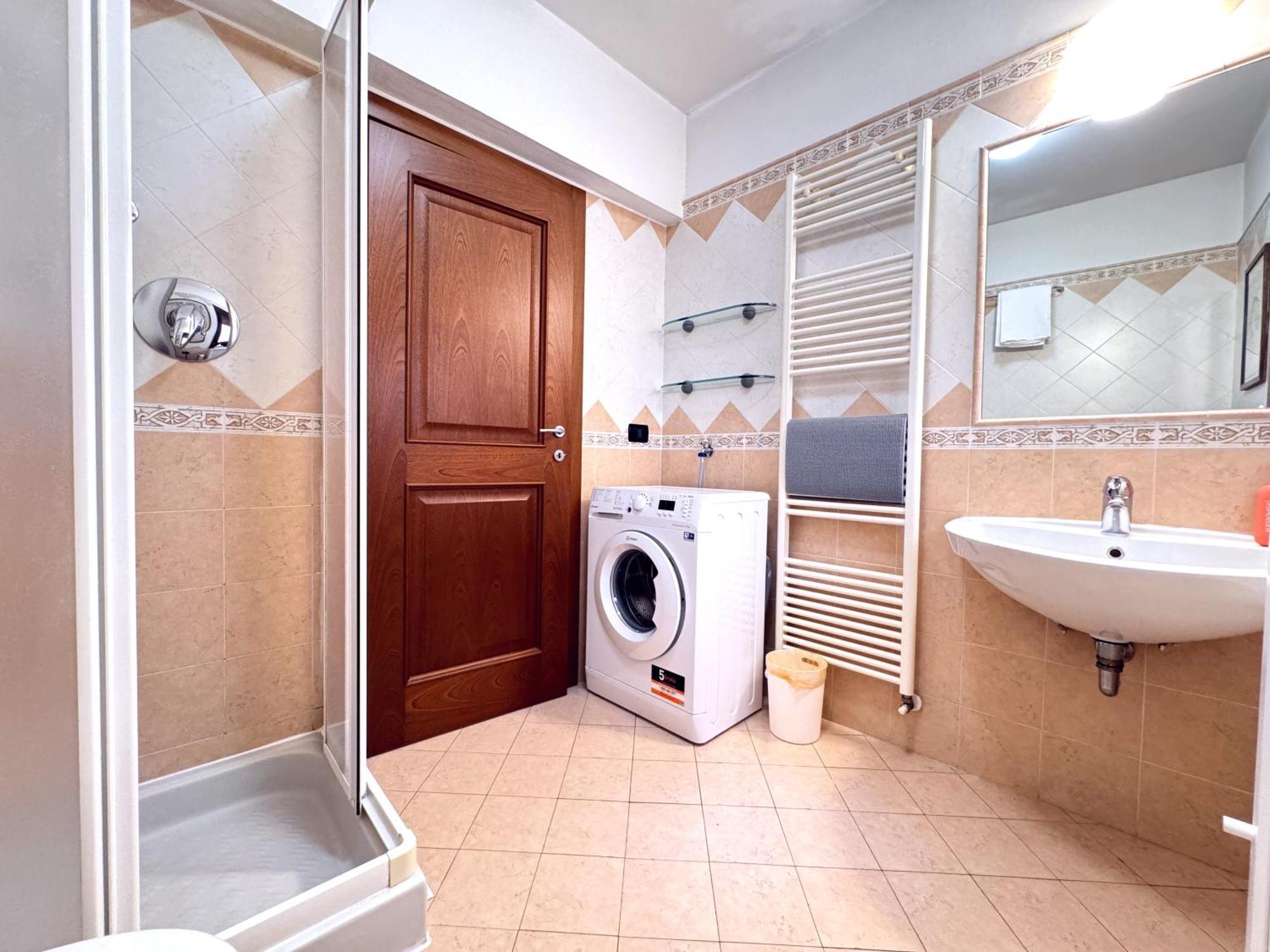 Apartament Realkasa Towers View Bolonia Zewnętrze zdjęcie